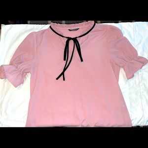 Shein pink blouse with scrunched sleeves. Size medium.